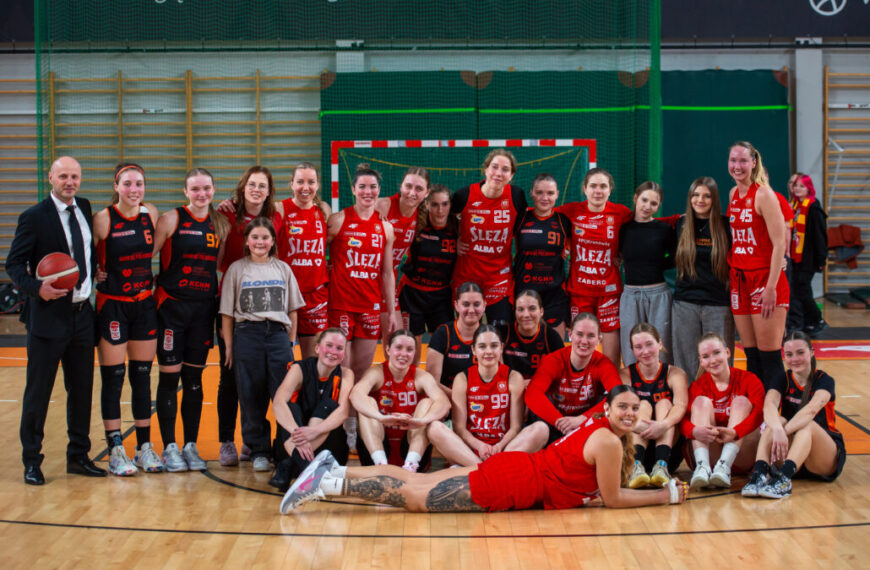 Łatwy awans Ślęzy do półfinałów