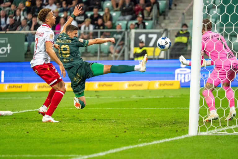 Śląsk Wrocław – Widzew Łódź 3:3. Szalony thriller i sześć goli na Tarczyński Arenie